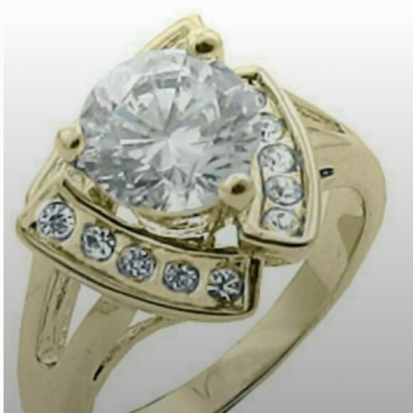 Gold Plated Cocktail Ring Cubic Zirconia  Size 9 - Picture 9 of 10